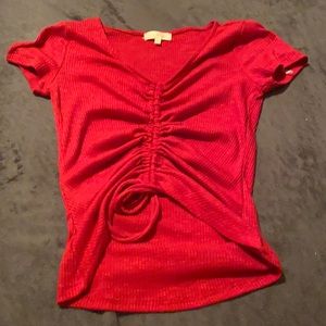 cinched t-shirt